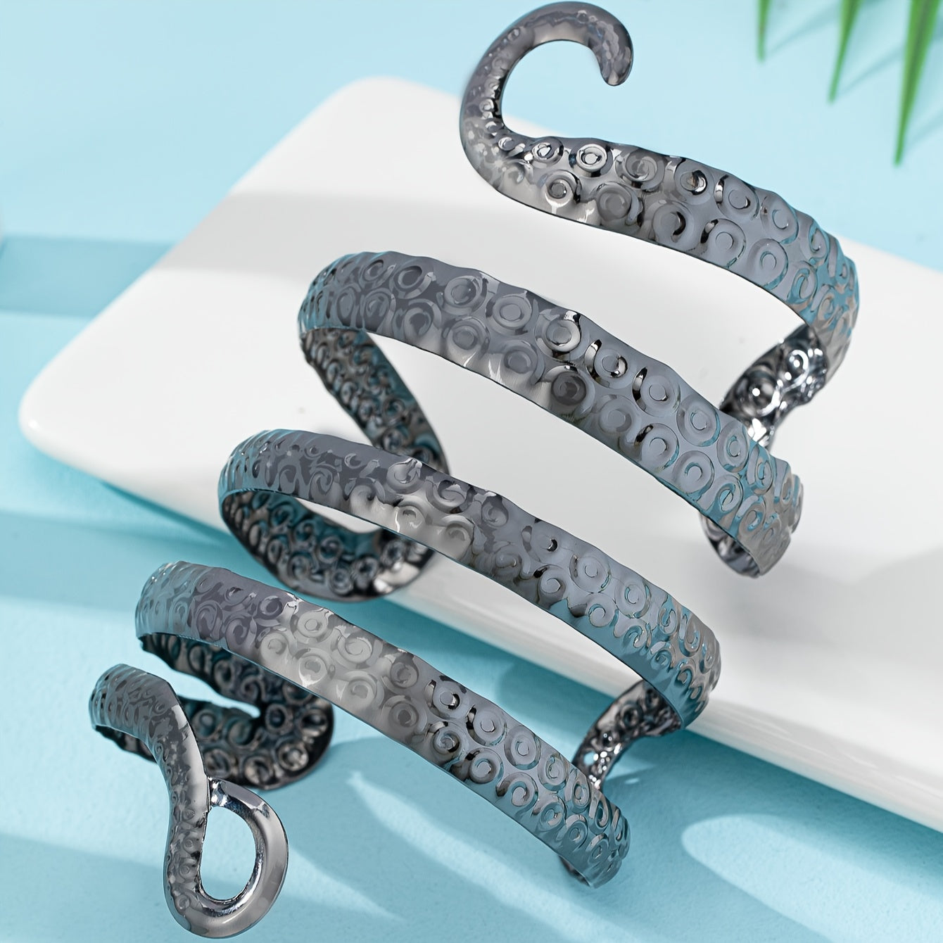 spiraling serpent arm adornment band