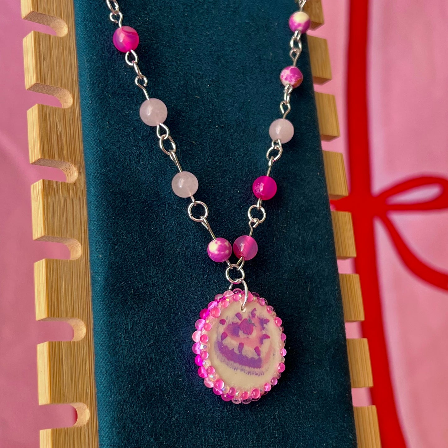 strawberry cake necklace, strawberry charm necklace, coquette necklace, pink crystal necklace, rose quartz necklace, pink agate necklace, dessertcore jewelry, kawaii necklace, y2k coquette jewelry, rhinestone charm necklace, handmade polymer clay charm, strawberrycore jewelry