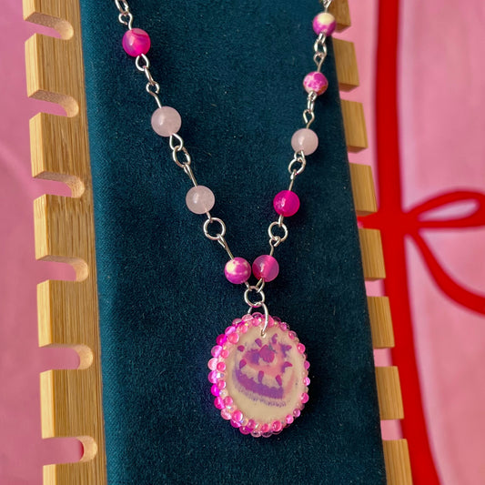strawberry cake necklace, strawberry charm necklace, coquette necklace, pink crystal necklace, rose quartz necklace, pink agate necklace, dessertcore jewelry, kawaii necklace, y2k coquette jewelry, rhinestone charm necklace, handmade polymer clay charm, strawberrycore jewelry