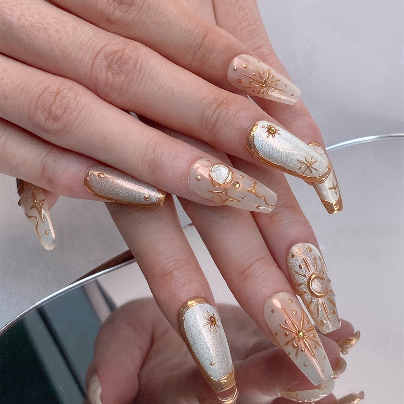 golden star nail set