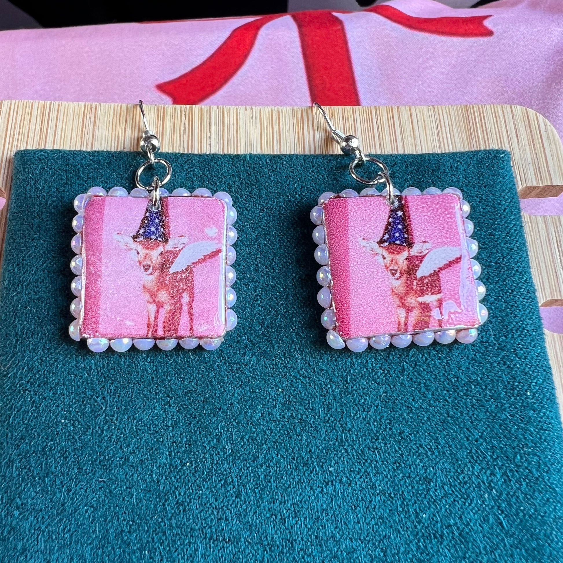 liminal fairy deer earrings, deer earrings, fairycore earrings, y2k earrings, handmade polymer clay earrings, pink earrings, liminal space jewelry, indie earrings, wizardcore jewelry, animal earrings, nostalgic jewelry, flash photo earrings, square charm earrings, Olive Made