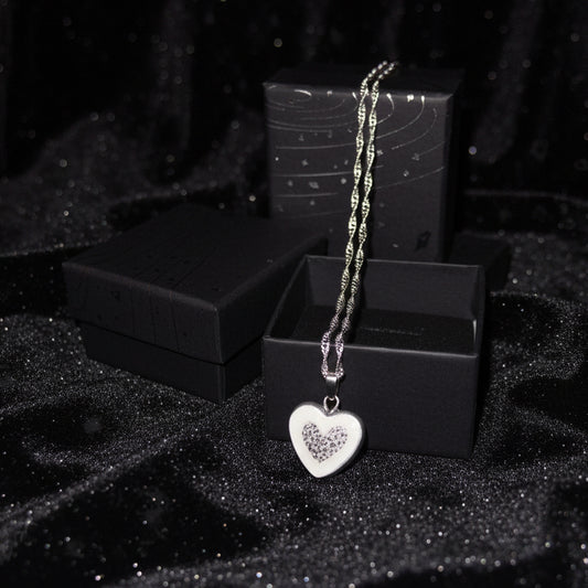 Y2k Nostalgia Necklace | 925 Silver Chain Monochrome Clay Charm Necklace | Minimalist Cheetah Heart & Balloon Dog Design