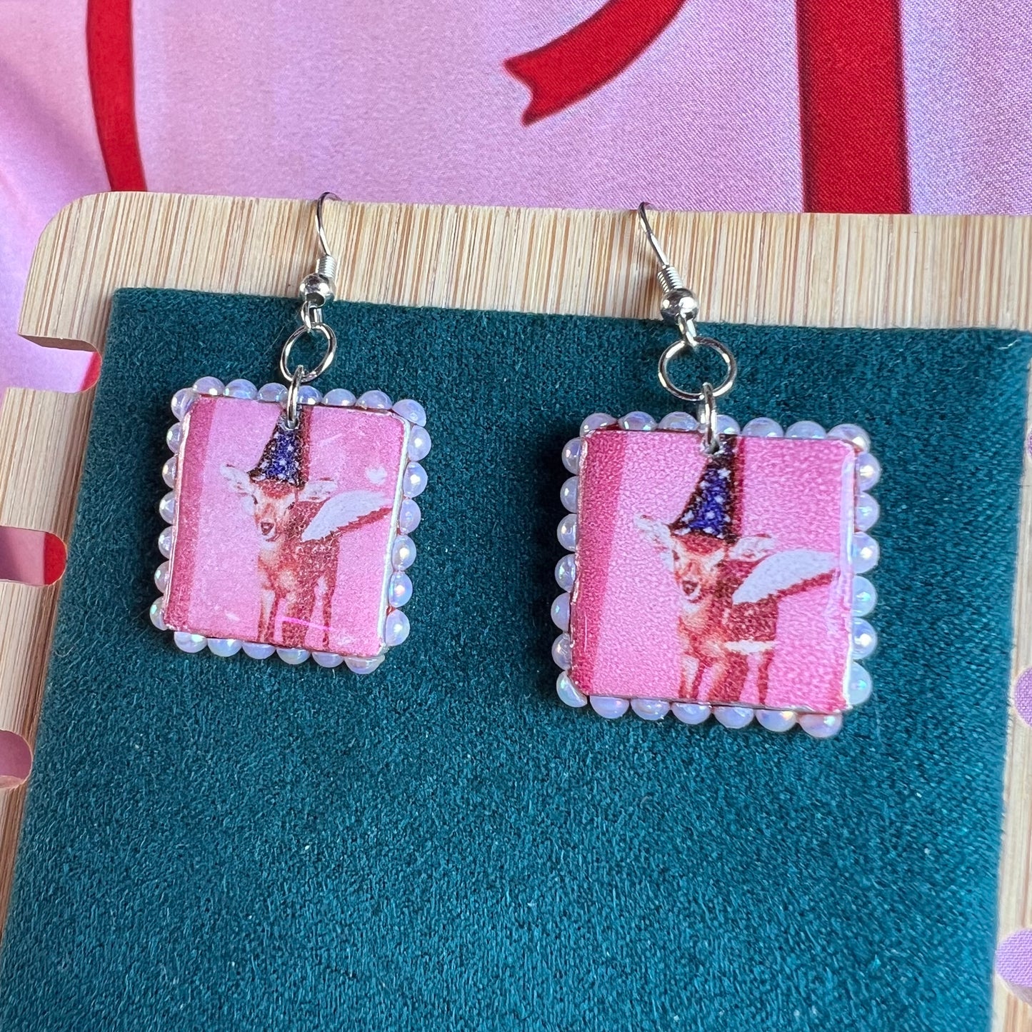 liminal fairy deer earrings, deer earrings, fairycore earrings, y2k earrings, handmade polymer clay earrings, pink earrings, liminal space jewelry, indie earrings, wizardcore jewelry, animal earrings, nostalgic jewelry, flash photo earrings, square charm earrings, Olive Made