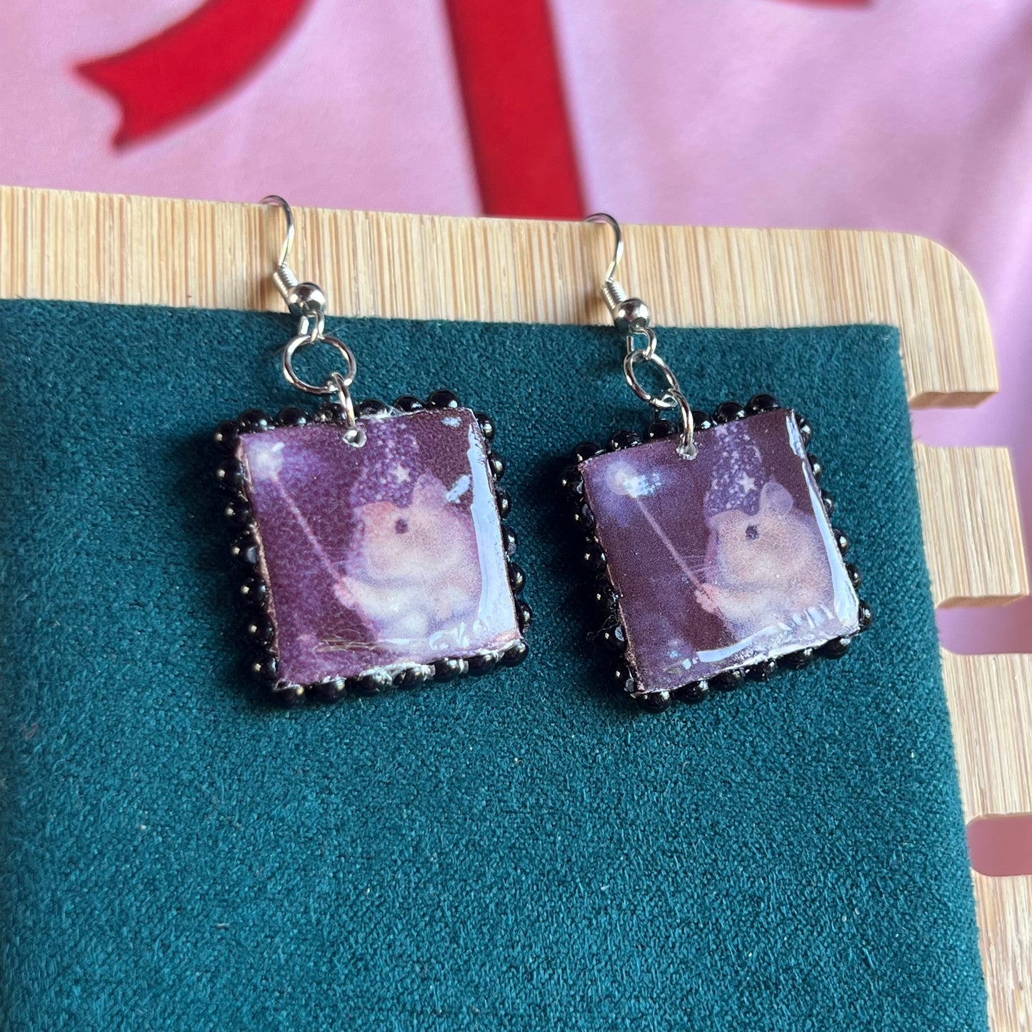 wizard hamster earrings, hamster earrings, handmade polymer clay earrings, polaroid earrings, vintage flash photo jewelry, black pearl earrings, fairycore earrings, indie jewelry, wizardcore jewelry, whimsical earrings, magic earrings, square charm earrings, cute animal earrings, y2k earrings, Olive Made