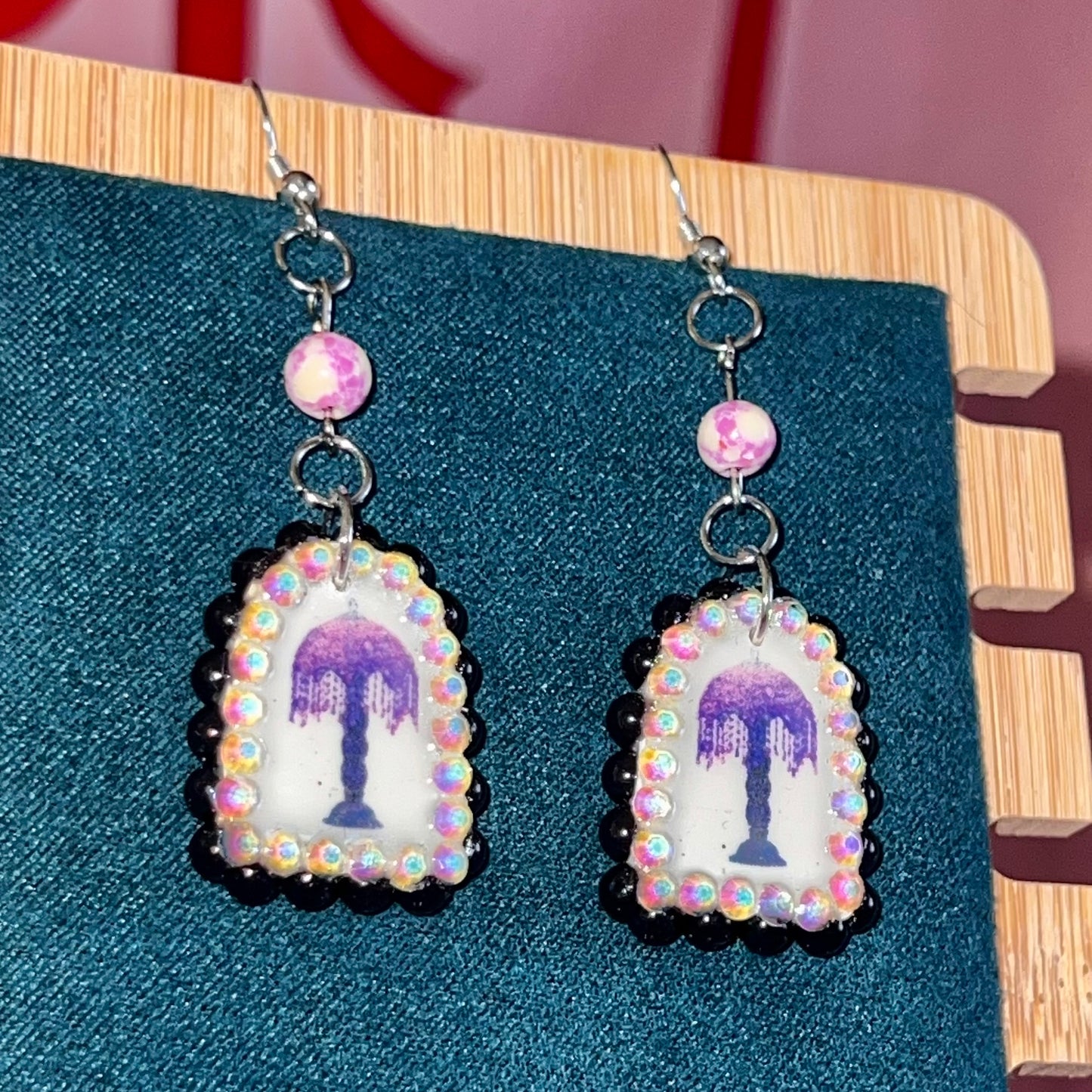 crystal lamp earrings, vintage lamp earrings, lamp charm earrings, rose quartz earrings, purple jasper earrings, indian agate earrings, pearl earrings, lavender pearl earrings, black pearl earrings, rhinestone earrings, fairycore jewelry, gothic coquette jewelry, handmade polymer clay earrings, hypoallergenic earrings, 18k gold plated earrings, statement charm earrings, whimsical jewelry, y2k fairycore earrings, olive made