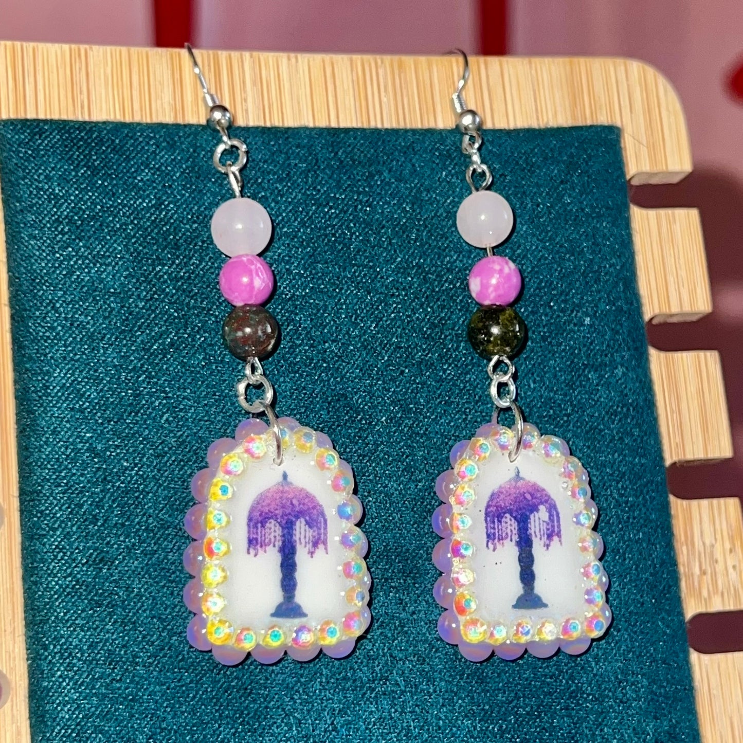 crystal lamp earrings, vintage lamp earrings, lamp charm earrings, rose quartz earrings, purple jasper earrings, indian agate earrings, pearl earrings, lavender pearl earrings, black pearl earrings, rhinestone earrings, fairycore jewelry, gothic coquette jewelry, handmade polymer clay earrings, hypoallergenic earrings, 18k gold plated earrings, statement charm earrings, whimsical jewelry, y2k fairycore earrings, olive made
