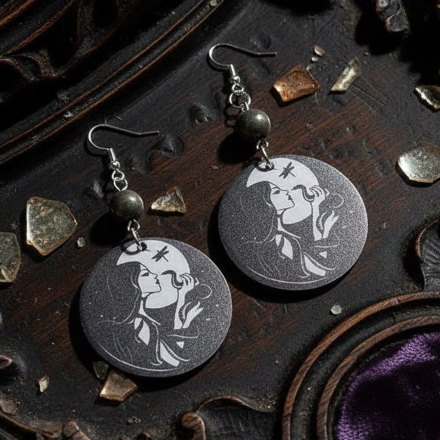 Midnight Kiss – Hematite Mystical Earrings
