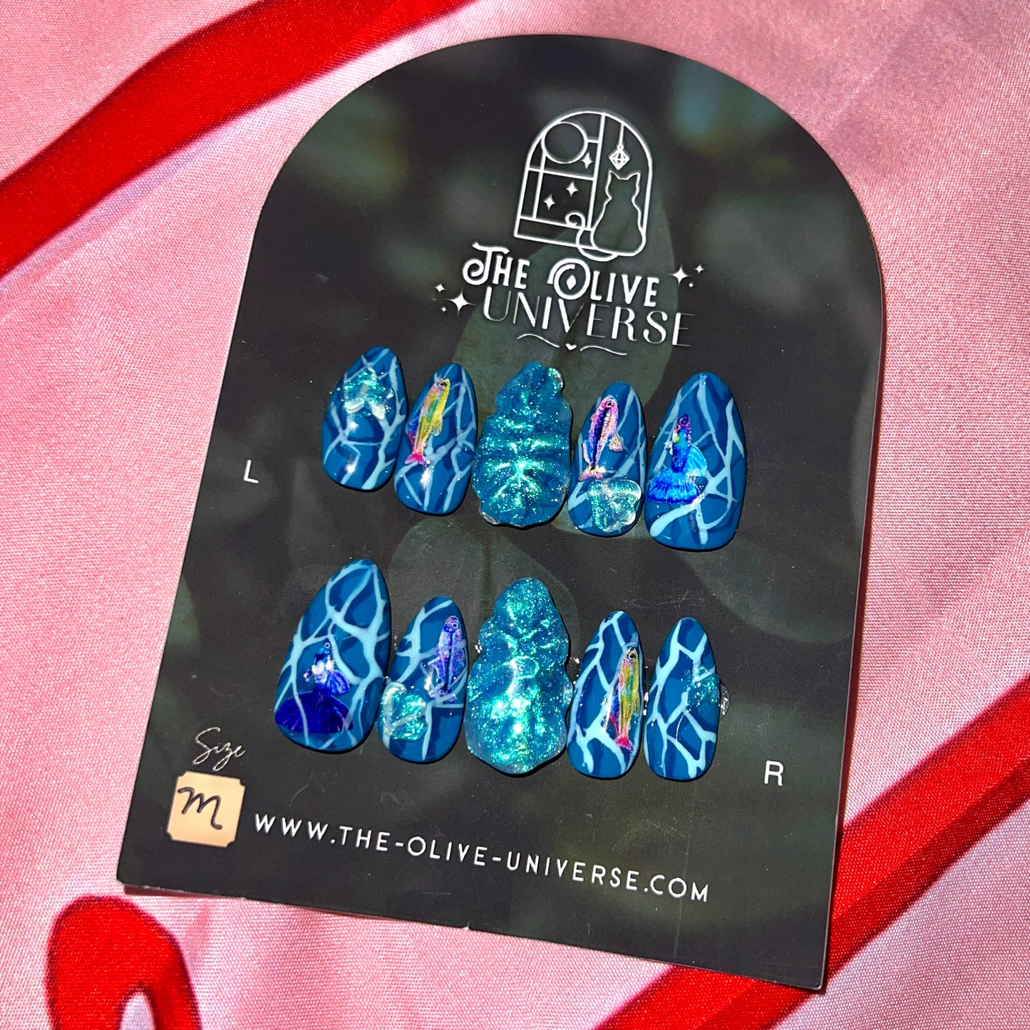 Bespoke Fish Press-On Nails | Medium Almond | Ocean Nails | 3D Iridescent Star Shell Nails | Handmade Gel Press Ons | Ready to Ship